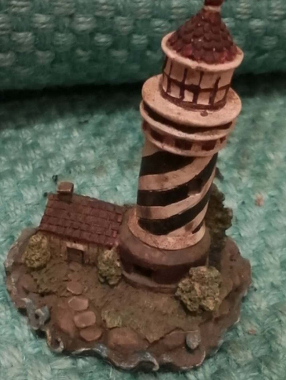Rare Lighthouse Set - Picture 2 of 4